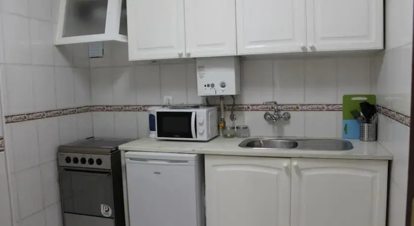 ShortStayFlat Cute Bica Apartments — отель с удобствами в Лиссабоне