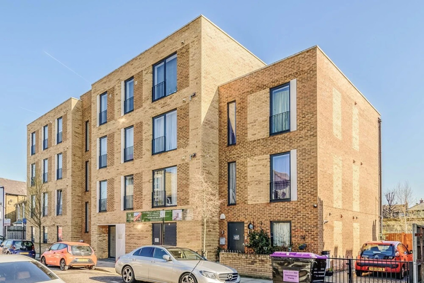 Penthouse With Views Of Alexandra Palace — забронировать отель в Лондоне