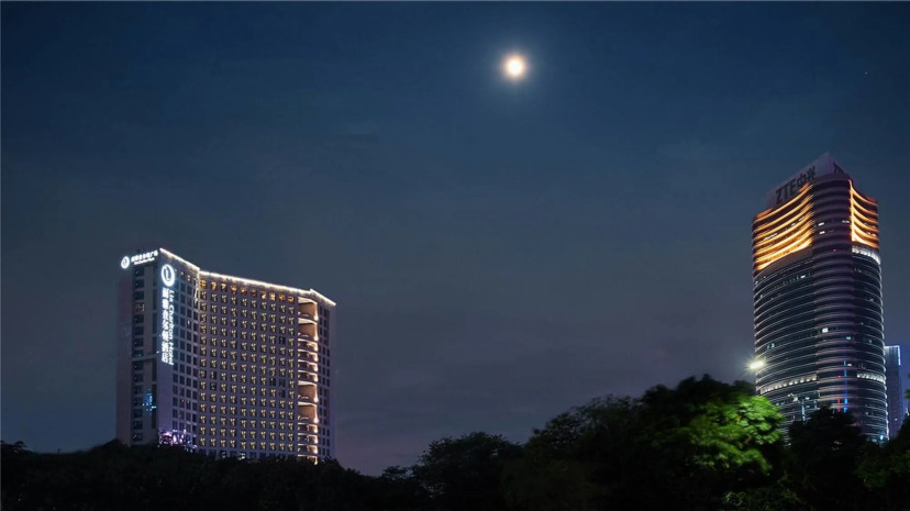 Lia Charlton Hotel Shenzhen — отель с удобствами в Шэньчжэне