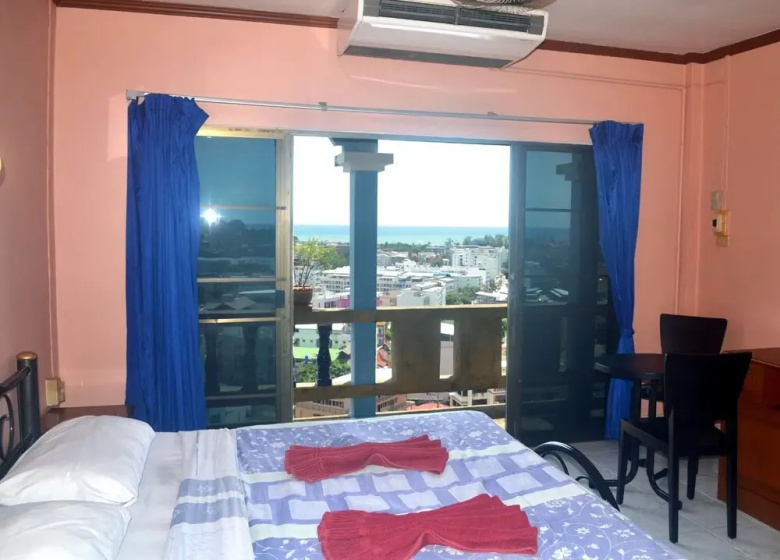 On hill Residence Patong Phuket — отель с удобствами в Патонг