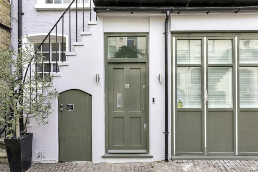 Luxury Loft-style Mews House — комфортный отель в Лондоне