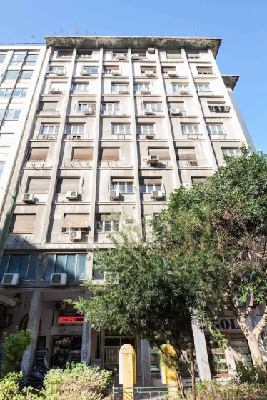 Modern Athenian City Center Studio — отель с удобным расположением в Афины