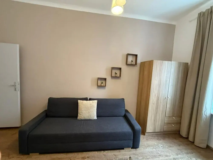Stylish 1BR Apt  Walk to Schonbrunn — забронировать отель в вене