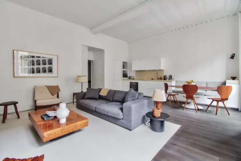 Modern Apt 3bdr/3bath - Louvre Museum/Tuileries 1 — отель в Париже, Франция