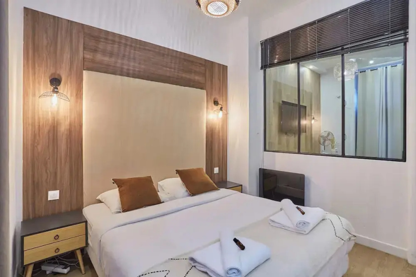 Цены на Superb Apartment Le Marais в Париже