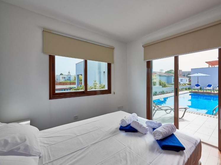 Angie Luxury Beach Villas — отель с удобствами в Айя-Напа