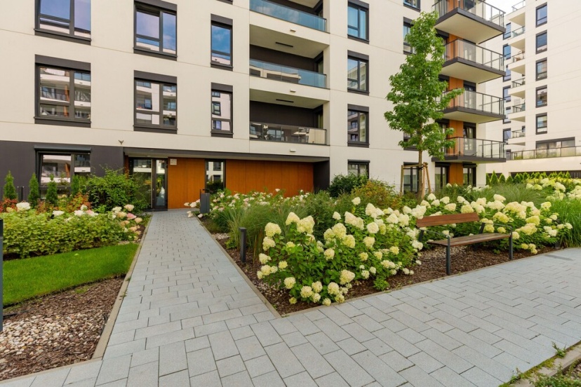 Цены на Apartment Bialej Floty by Renters в Варшаве