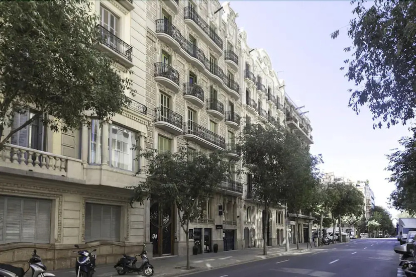 Apartamento Paris 204 — забронировать отель в Барселоне