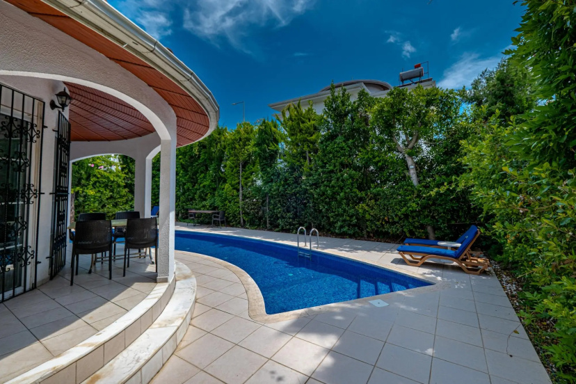 Fancy and Comfortable Villa with Private Pool in Belek — комфортный отель в Белеке