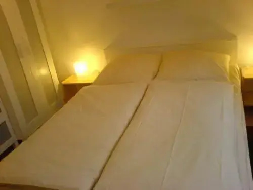 Ferien-Zimmer-Berlin Stettiner Str. — комфортный отель в Берлине