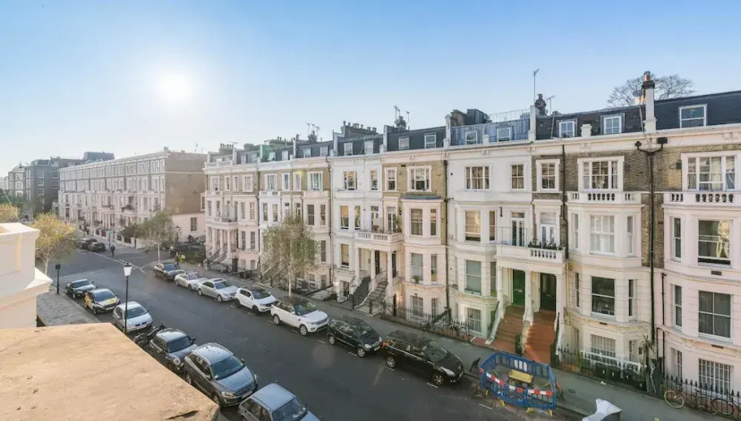 Fantastic 1BD Flat in the Centre — отель с удобным расположением в Лондоне