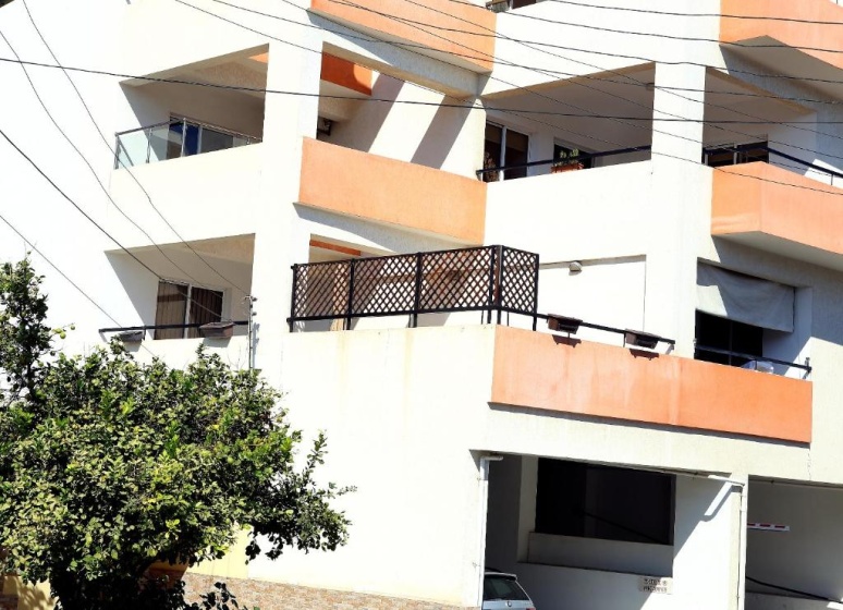 Penelope Court Apartment 102 — отель с удобствами в Ларнака