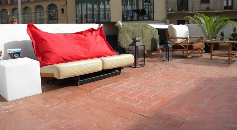 Terrace Rooms in Plaça Catalunya — забронировать отель в Барселоне
