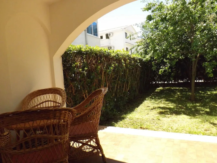 Цены на Three Bedroom Apartment With Garden в Будва