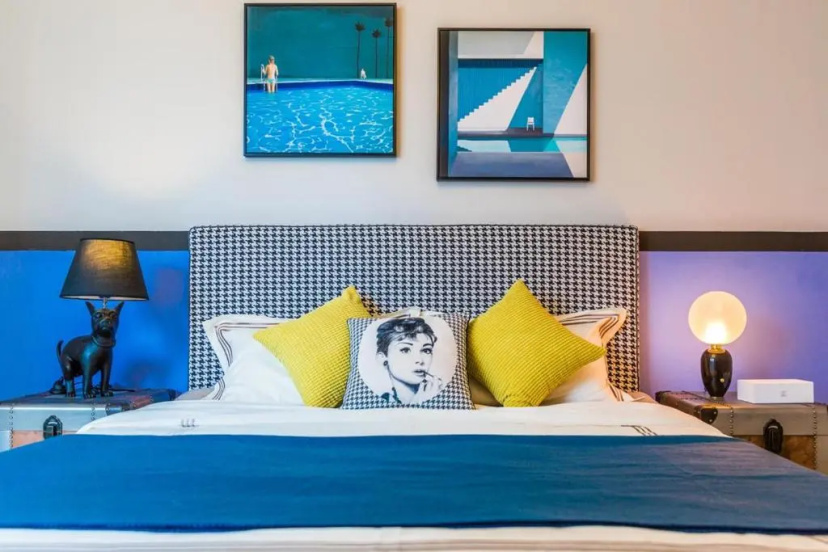 Qingdao Shinan·Wusi Square· Locals Apartment 00170150 — отель в Циндао, Китай
