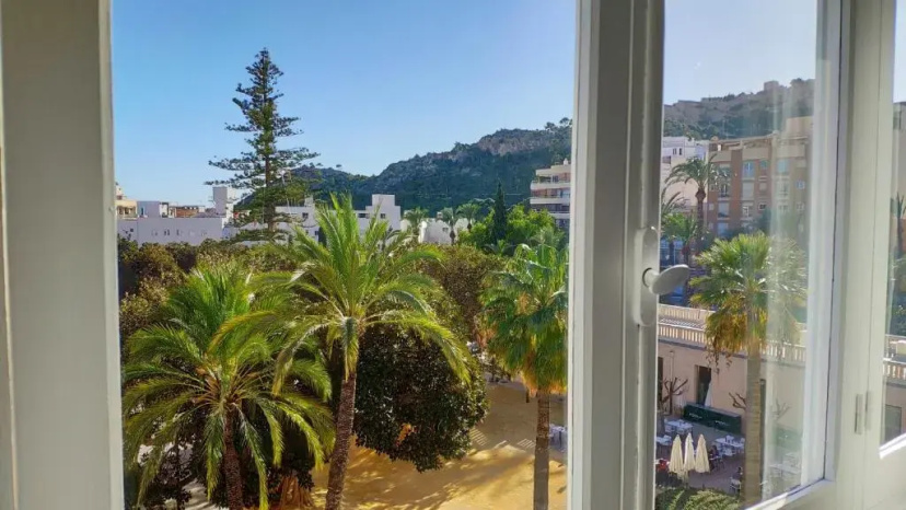 Perfect Apartment near the Beach — отель с удобствами в Аликанте