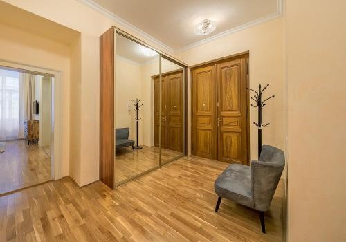 Luxurious Apartments Ujezd — комфортный отель в Праге