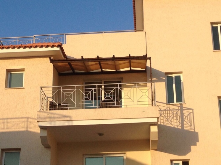 Camelot Apartment — отель с удобствами в Протарас