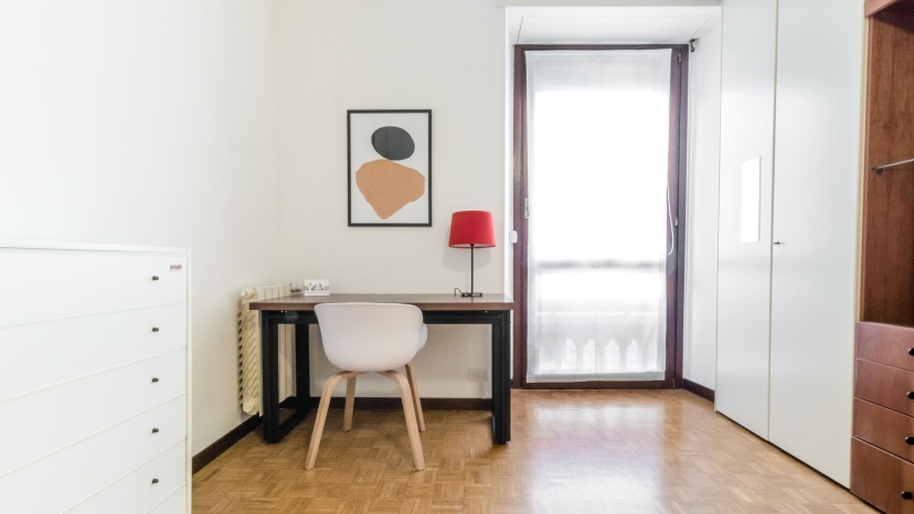 Цены на Italianway - Lazzaro Palazzi 6 в Милане