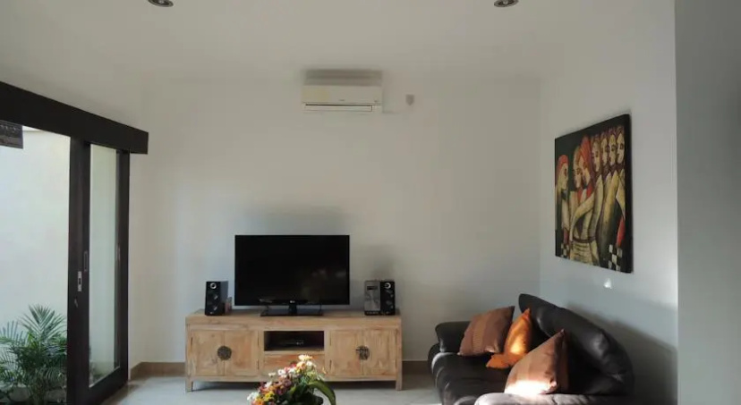 Villa Taman Sorga Seminyak — отель с удобным расположением в Кута