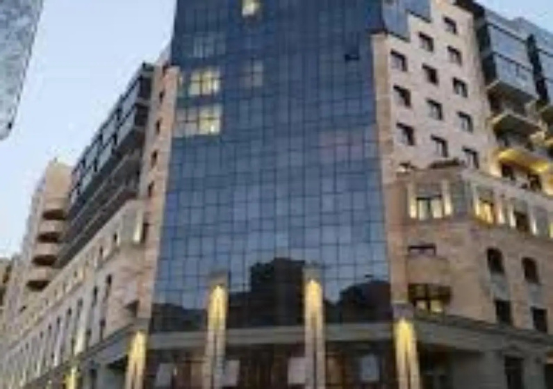 2 room apartment in the centre of yerevan 13sh — отель с удобным расположением в Ереван
