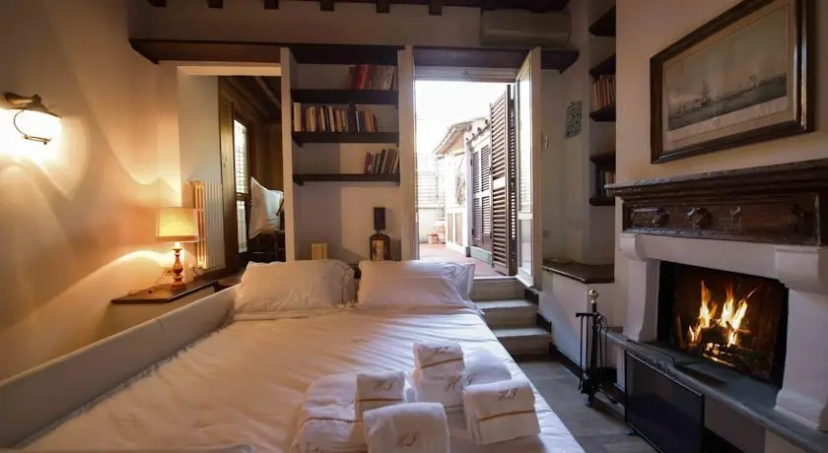 Holiday In Piazza Di Spagna — отель в Риме, Италия