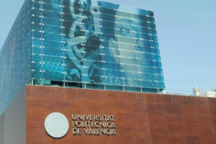Apartamento en Universidad y cerca de la playa — отель в Валенсии, Испания