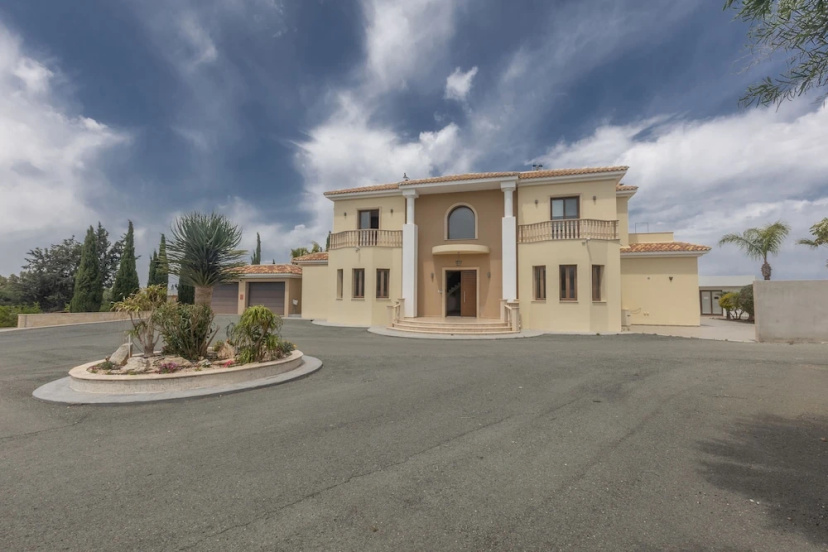 Protaras Holiday Villa Pa7 Private 7 Bedroom Villa — забронировать отель в Протарас