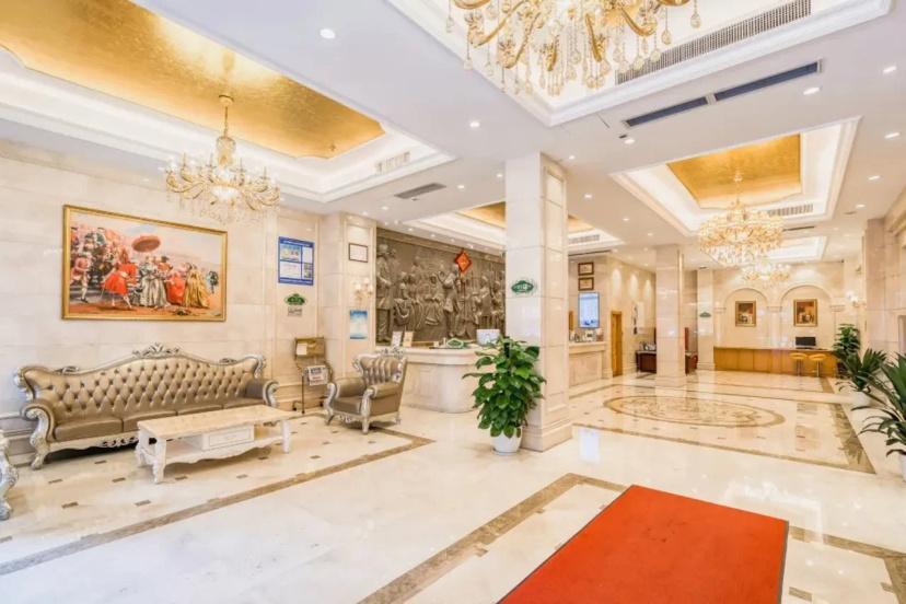 Shenzhen Milan Fashion Hotel — забронировать отель в Шэньчжэне