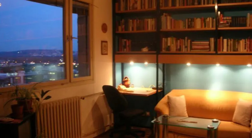 12 Monkeys Studio Apartment — отель с удобным расположением в Белграде
