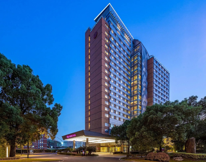 Crowne Plaza Shanghai Fudan by IHG — отель в удобной локации в Шанхае