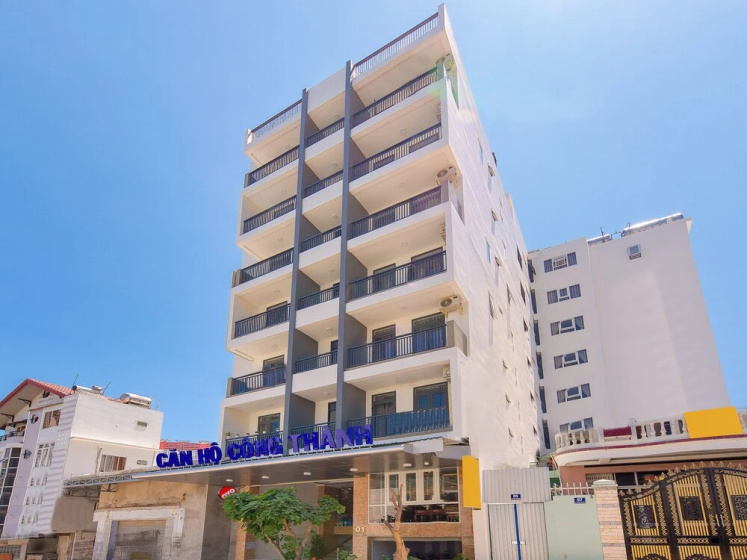 OYO 1018 Cong Thanh Gold Apartment — комфортный отель в Нячанге