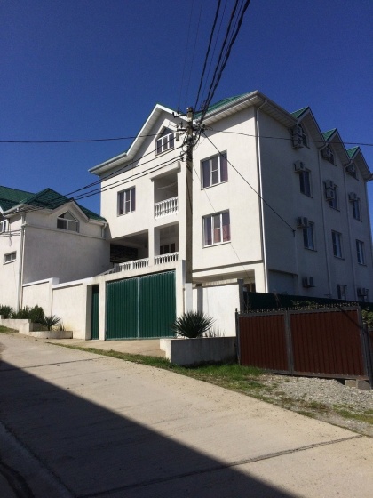 Belye Rosy Guest House — отель с удобствами в Сочи