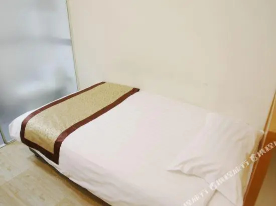 Huali Jiahe Express Hotel (Beijing Huguosi) 2 — отель в Пекине, Китай