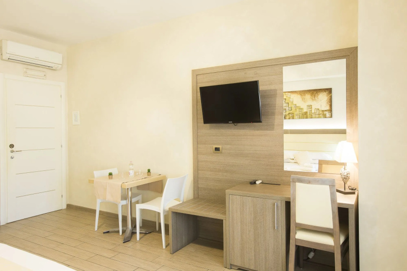 Relais Tiburtina 3 — отель в Риме, Италия