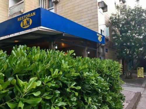 Apartment Pansy Montenegro KO Budva — забронировать отель в Будва