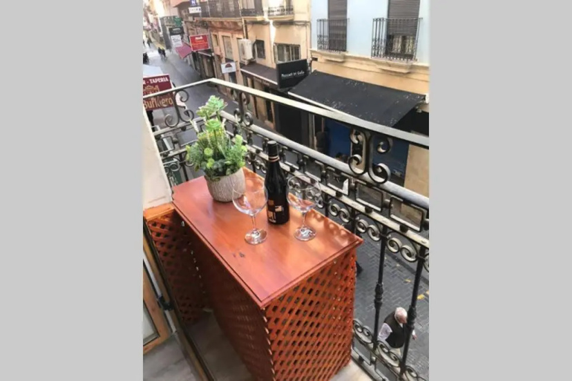 Apartamento de diseño céntrico a 5 min de playa (1º) — отзывы гостей и цены