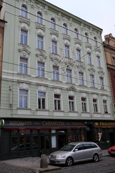 Pawlansky Apartments No.4 — отель с удобствами в Праге