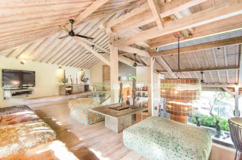 Villa Cinta Damai — забронировать отель в Кута