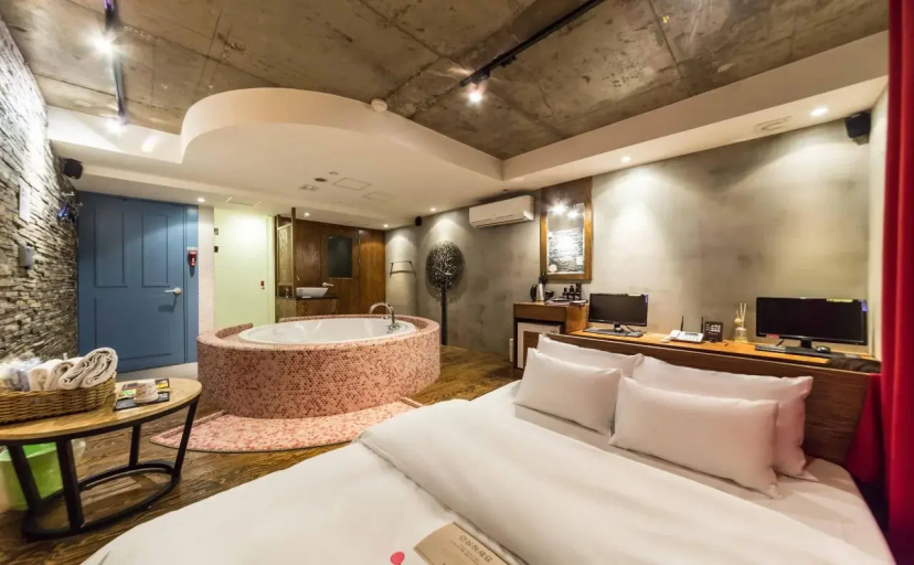Hotel Yaja Yeongdeungpo — отель с удобным расположением в Сеул
