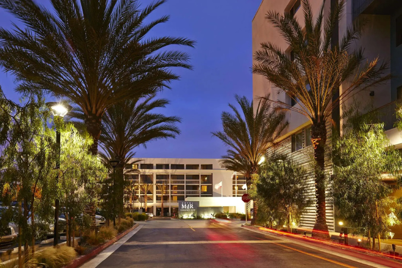 Hotel MDR Marina del Rey - a DoubleTree by Hilton — забронировать отель в Лос-Анджелесе