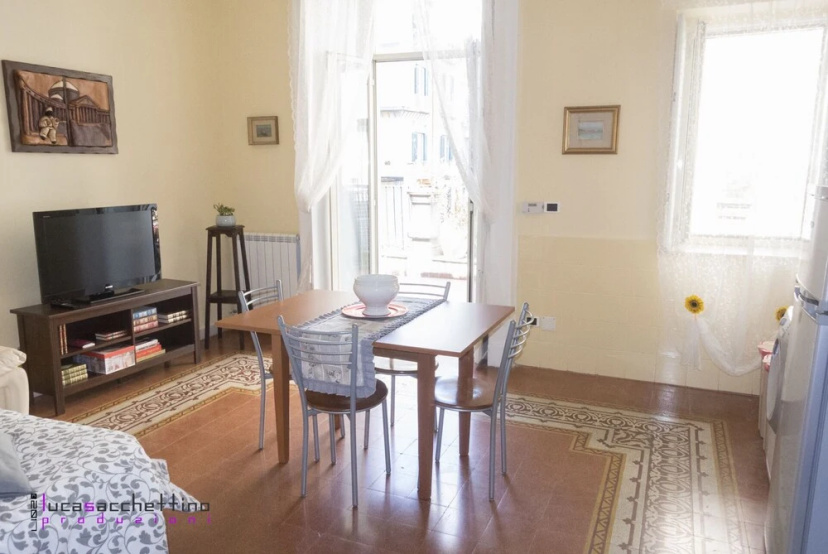Casa Beatrice Appartamento Nel Centro Di Napoli — комфортный отель в Неаполе