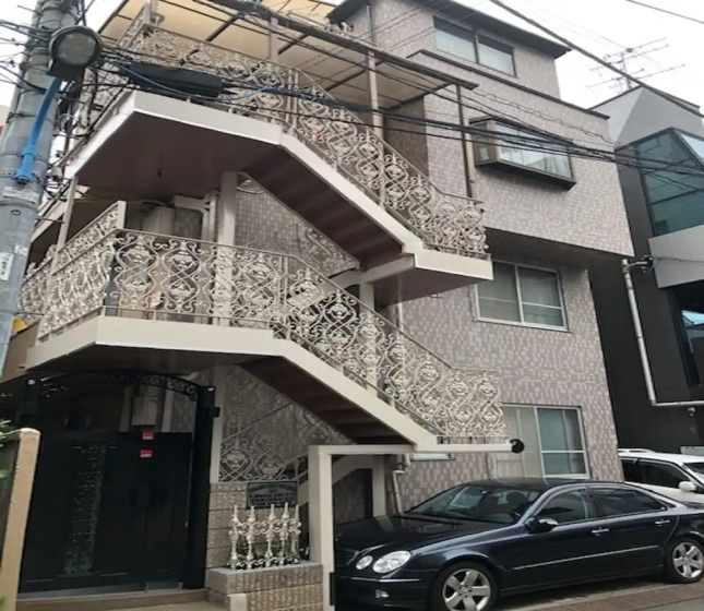 Centrally Located Deluxe Furnished.3 — забронировать отель в Токио