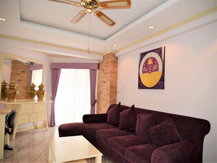 Цены на Jomtien Beach Condo 4th Floor Modern Apartment в Паттайе