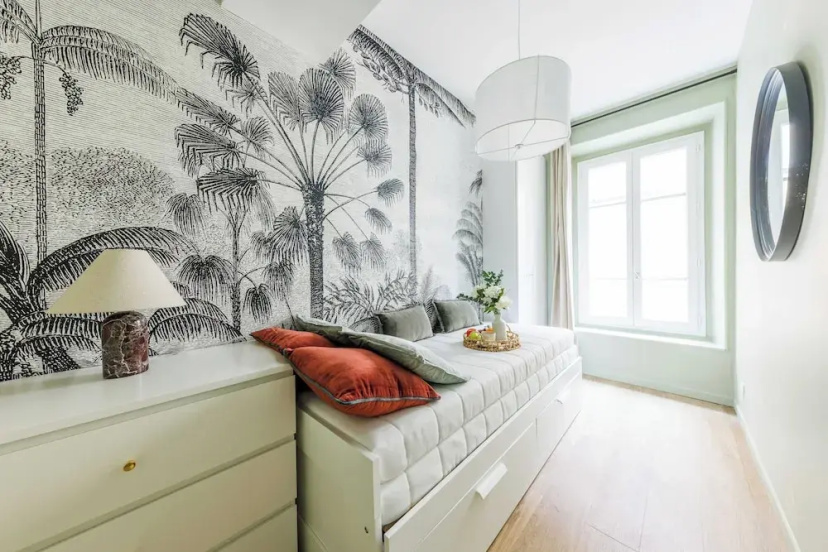 Cosy Apartment - 2br/5p - Jardin du Luxembourg — забронировать отель в Париже