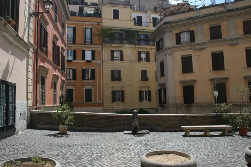 Stella'S Apartment in Monti — комфортный отель в Риме