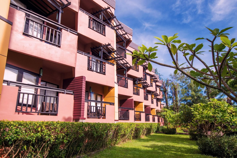 Phuket Island View Resort — забронировать отель в Пхукете