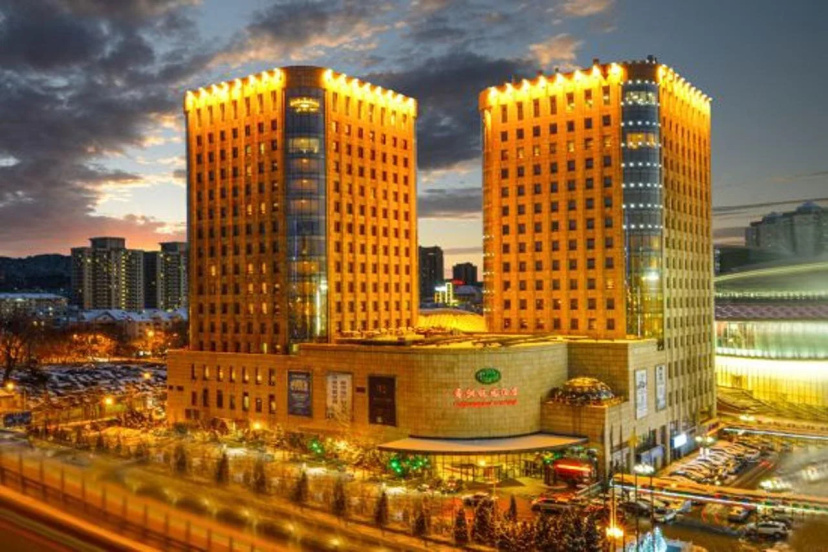 Sweetland Hotel — забронировать отель в Даляне