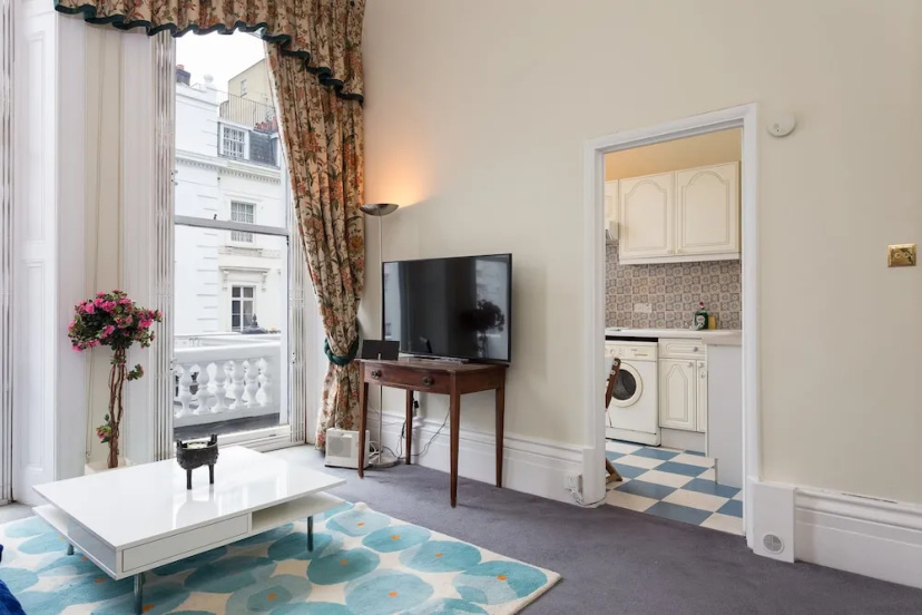 2 Bedroom Apartment In Knightsbridge 3 — отель в Лондоне, Соединенное Королевство