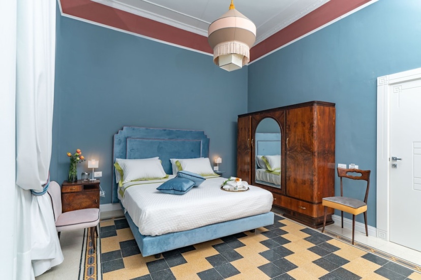 Il Fiore D'Oro Luxury Holiday House — отель с удобствами в Неаполе